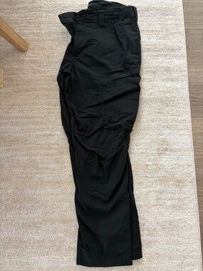 5.11 Tactical Black Cargo Pants – Slim Utility Style